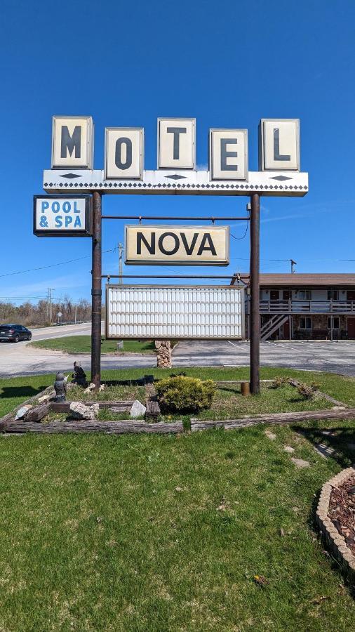 The Nova Motel Ludington Exterior photo
